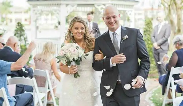 When to Start Wedding Dress Shopping: Pawleys Island Timeline
