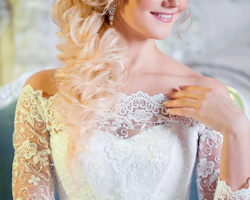 Neckline Choices Based on Specific Body Types