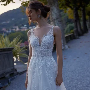 The Art of Layering: Add Depth & Texture to Your Bridal Gown