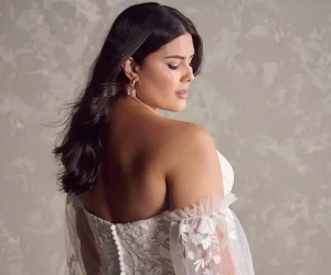 The Best Plus-Size Wedding Dress for Your Wedding Theme. Wedding Dress Style